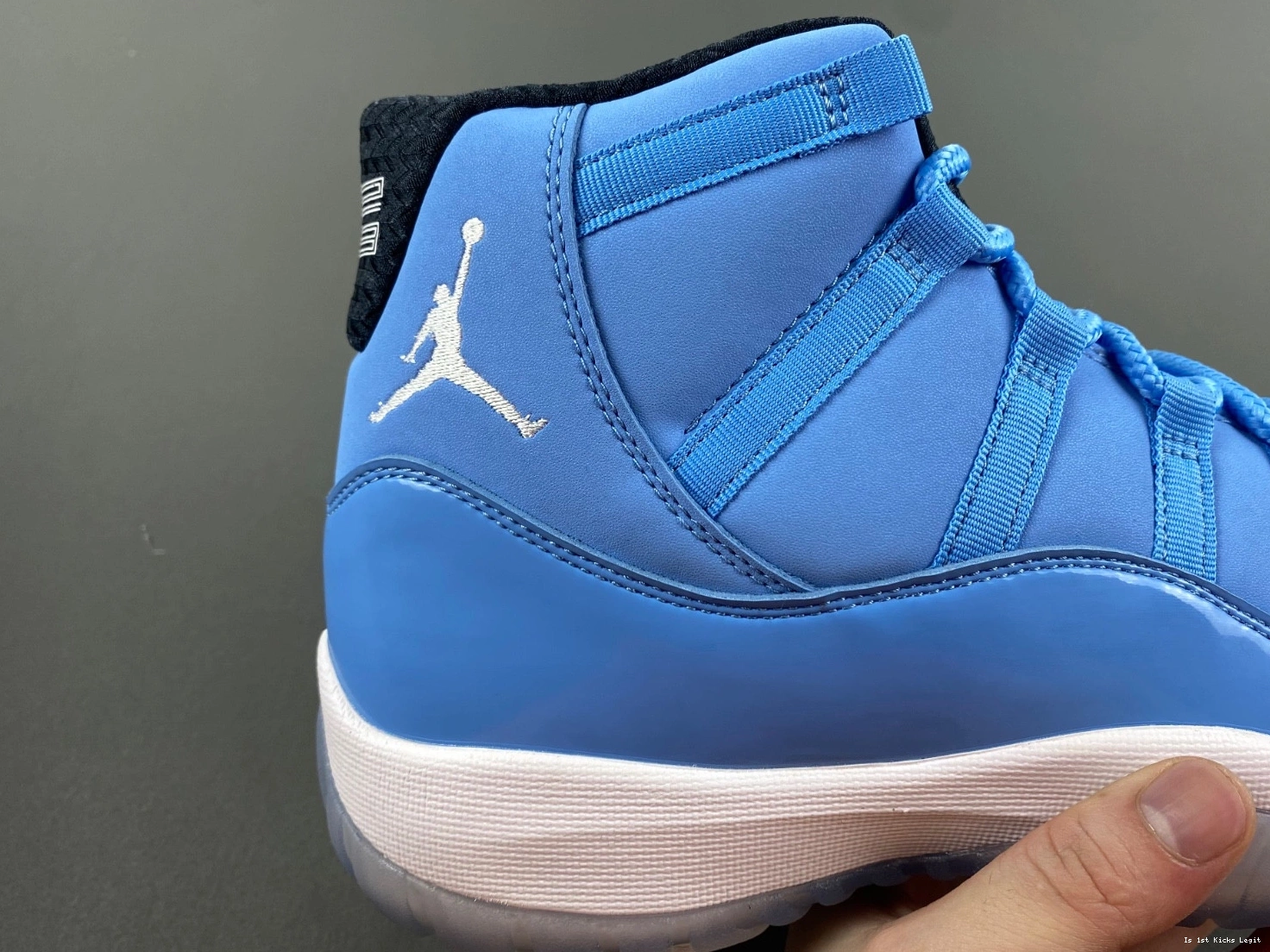 29) Flight Ultimate Gift of 717602-900 Jordan - (11 0928